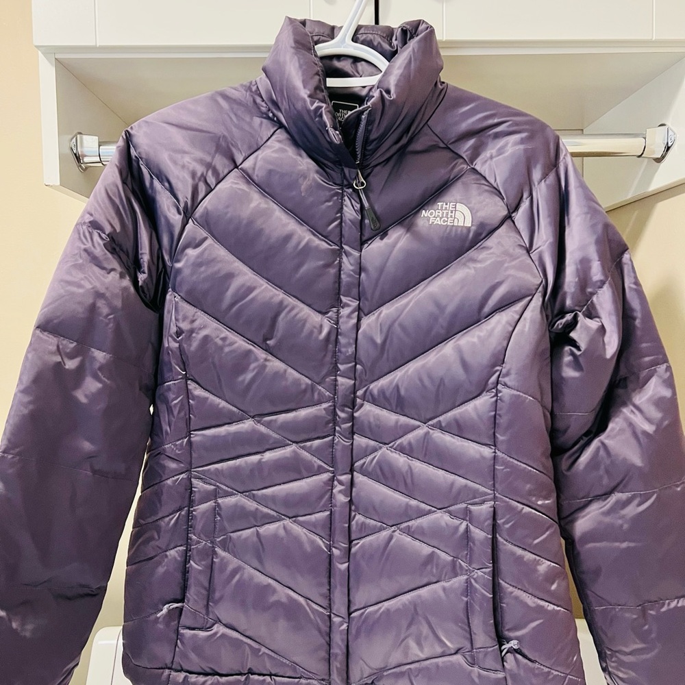 Women’s The North Face Plum Size Small Jacket
